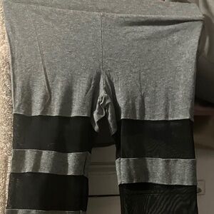 Leggings with Mesh blocks